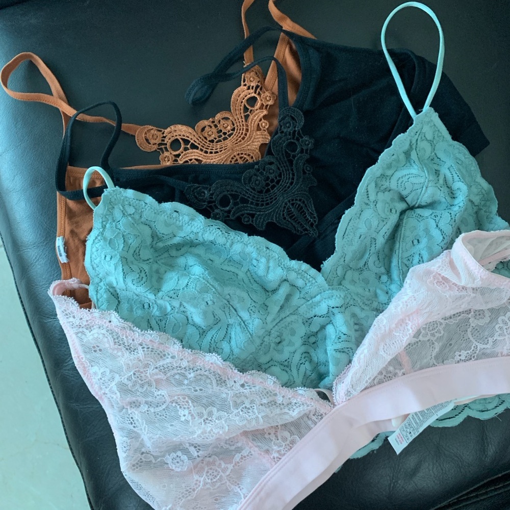 4 Lace Bralettes Forever 21 size L